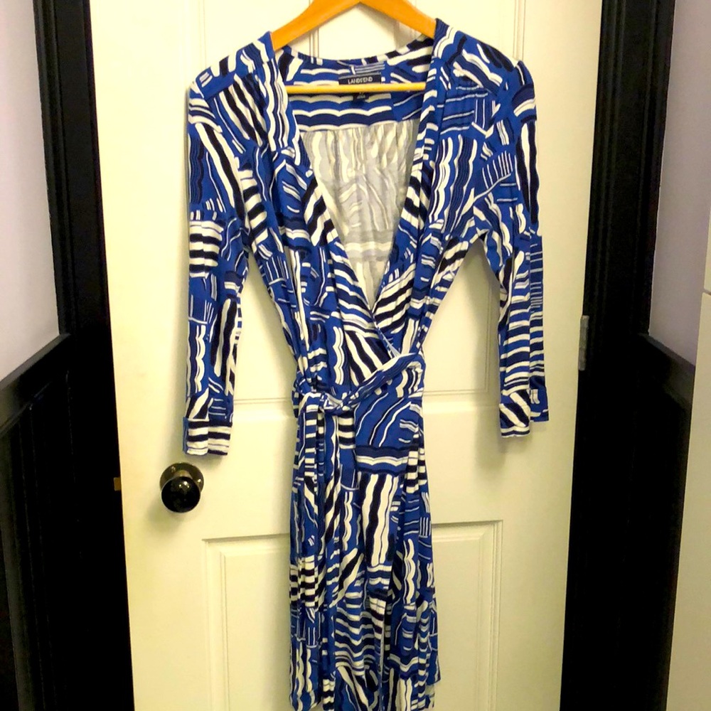 Lands Snd wrap dresss
